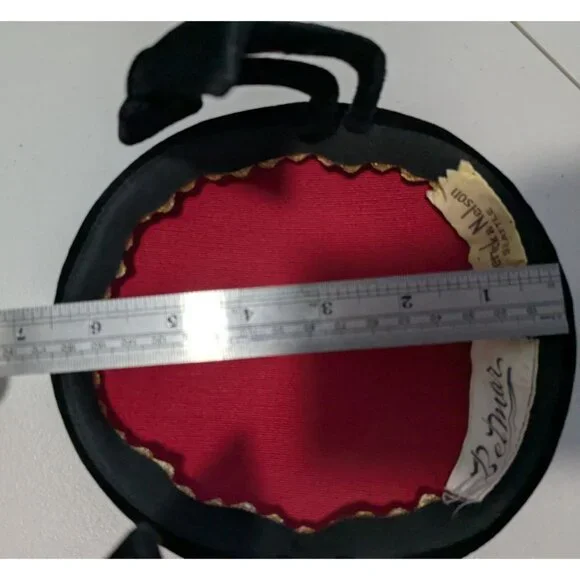 Vintage Black Velvet Hat With Bows Betmar For Frederick & Nelson Seattle - Picture 9 of 11